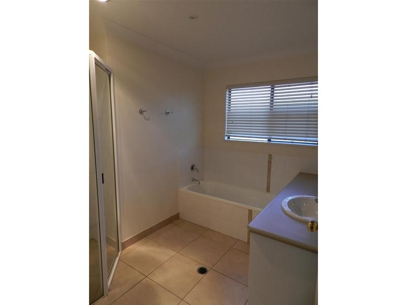 18 Swan Street, Armstrong Beach QLD 4737