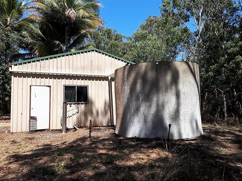 6 Theresa Court, Armstrong Beach QLD 4737