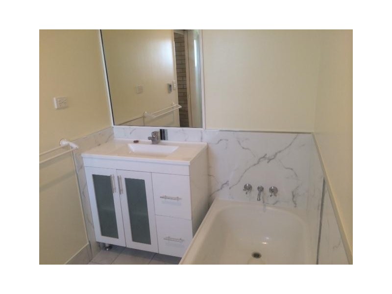 12 Castaway Close, Hay Point QLD 4740