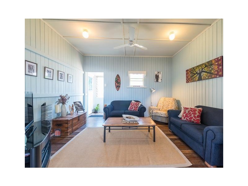 9 Steen Street, South Mackay QLD 4740