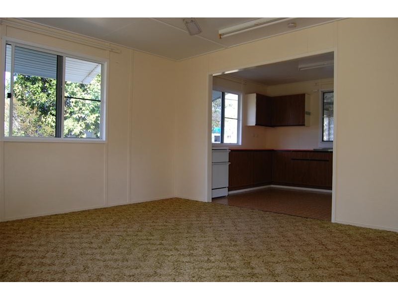 6 Student Street, Carmila QLD 4739