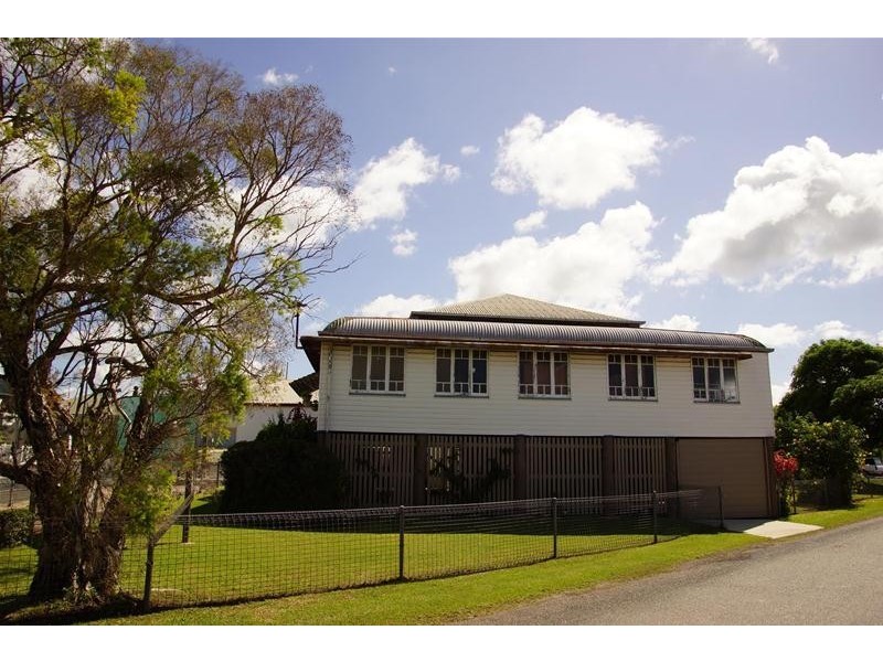 10-12 Central Street, Sarina QLD 4737