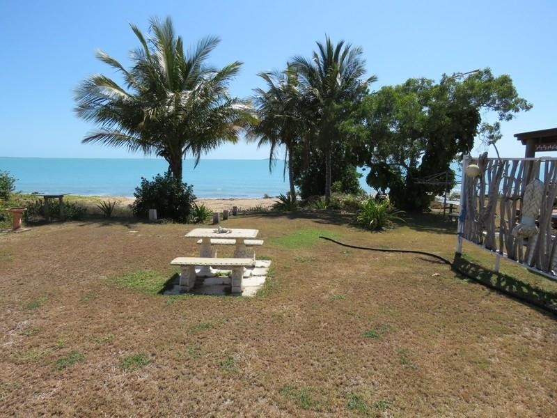 40 Colonial Drive, Clairview QLD 4741