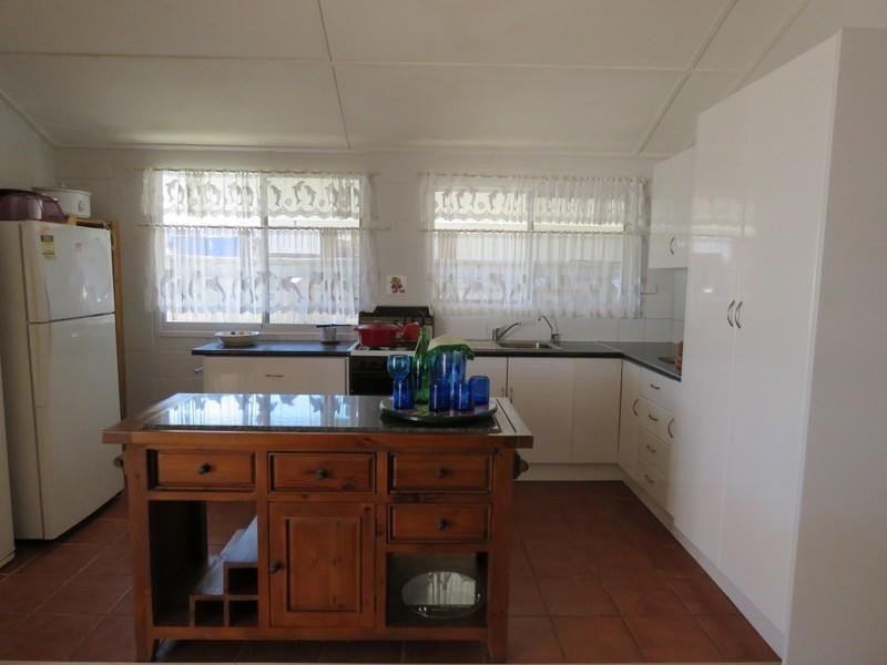 40 Colonial Drive, Clairview QLD 4741