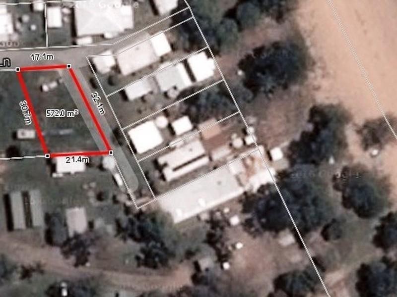 4 Flinders Lane, Clairview QLD 4741