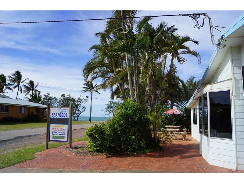 33 Zelma Street, Grasstree Beach QLD 4740