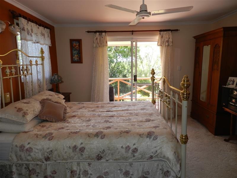 2 Antoney Lane, Sarina Beach QLD 4737