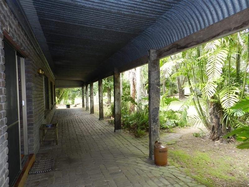 240 Middle Creek Road, Sarina QLD 4737