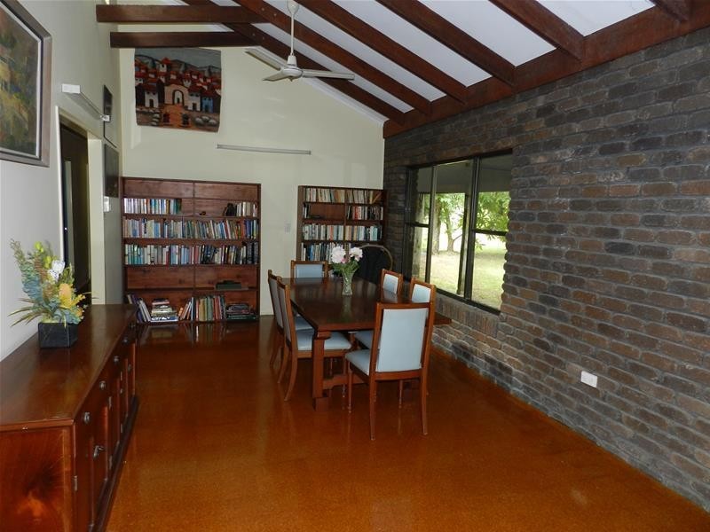 240 Middle Creek Road, Sarina QLD 4737