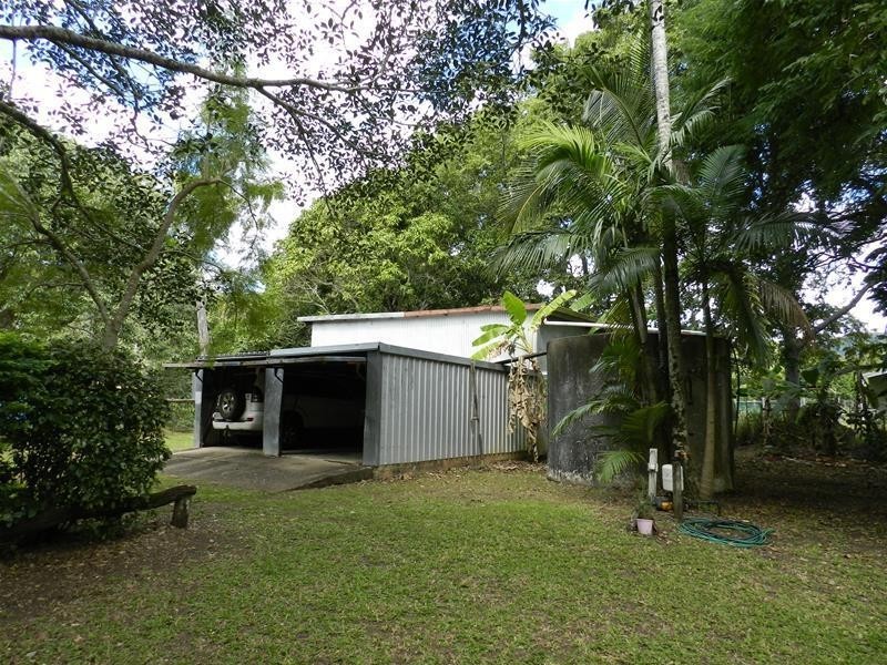 240 Middle Creek Road, Sarina QLD 4737