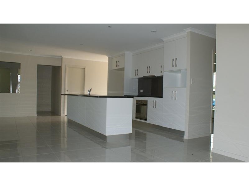 19 Millenium Drive, Sarina QLD 4737