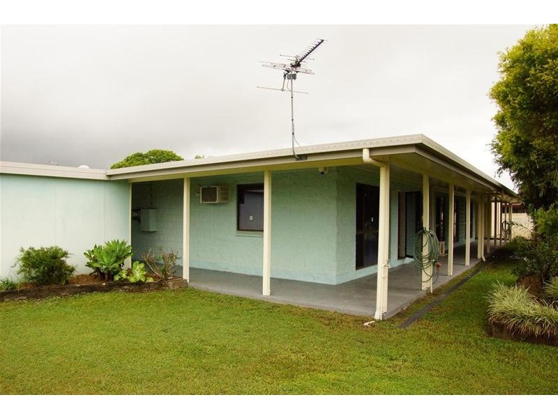 2 Fremont Avenue, Sarina QLD 4737