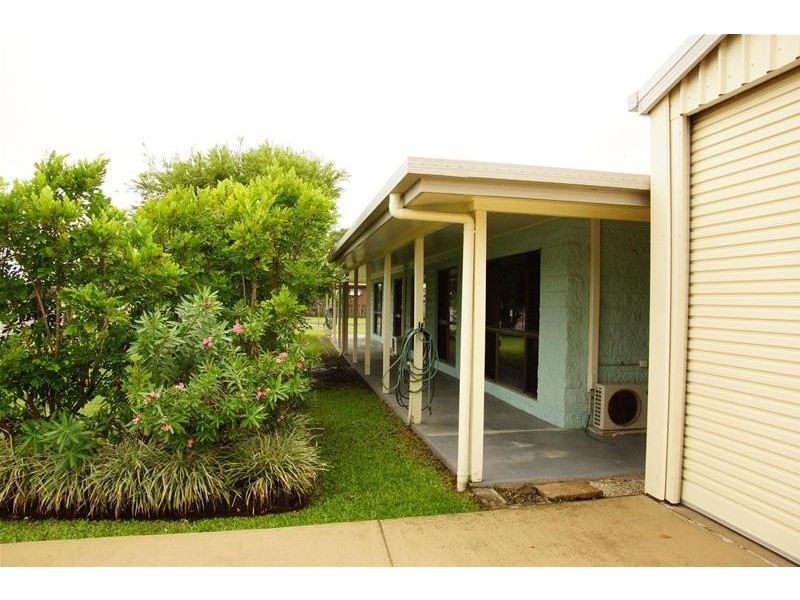 2 Fremont Avenue, Sarina QLD 4737