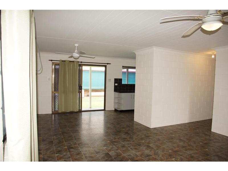 2 Fremont Avenue, Sarina QLD 4737