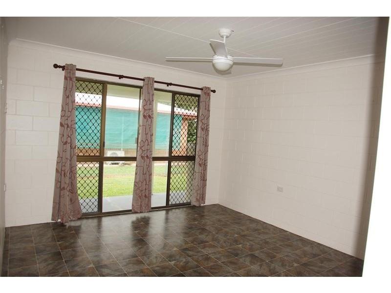 2 Fremont Avenue, Sarina QLD 4737