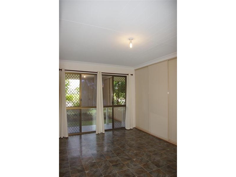 2 Fremont Avenue, Sarina QLD 4737