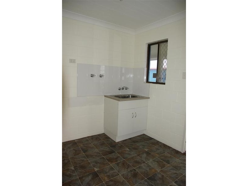 2 Fremont Avenue, Sarina QLD 4737