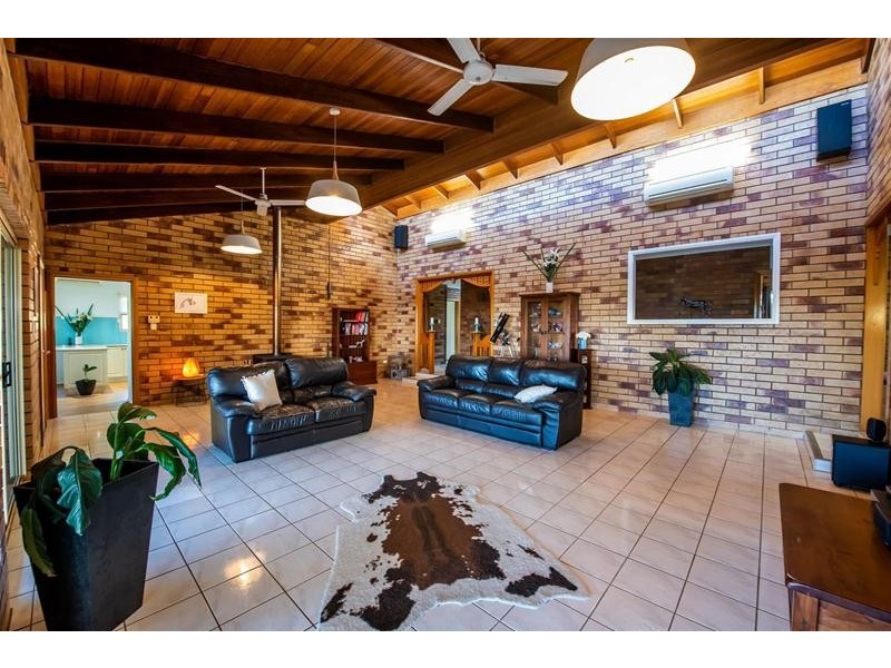 135 Bella Road, Sarina QLD 4737