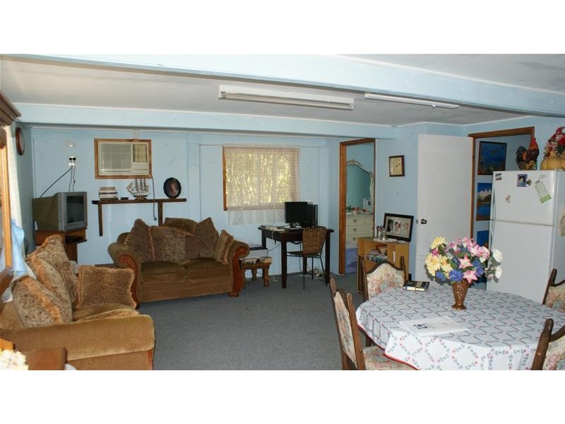 13 Kathleen Street, Sarina QLD 4737