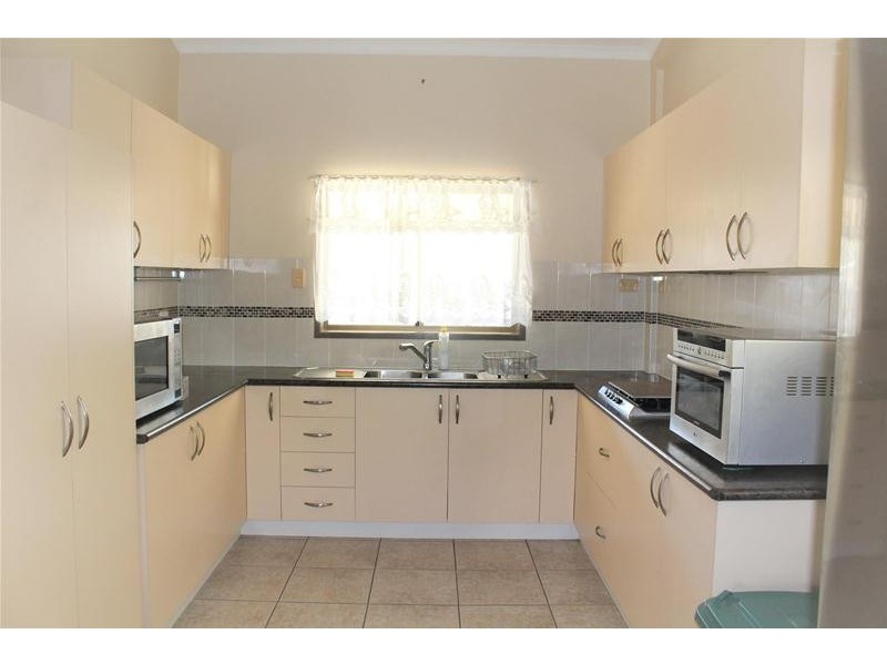 33 Macartney Street, St Lawrence QLD 4707