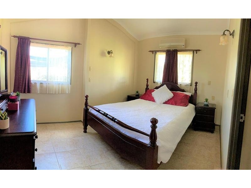 33 Macartney Street, St Lawrence QLD 4707