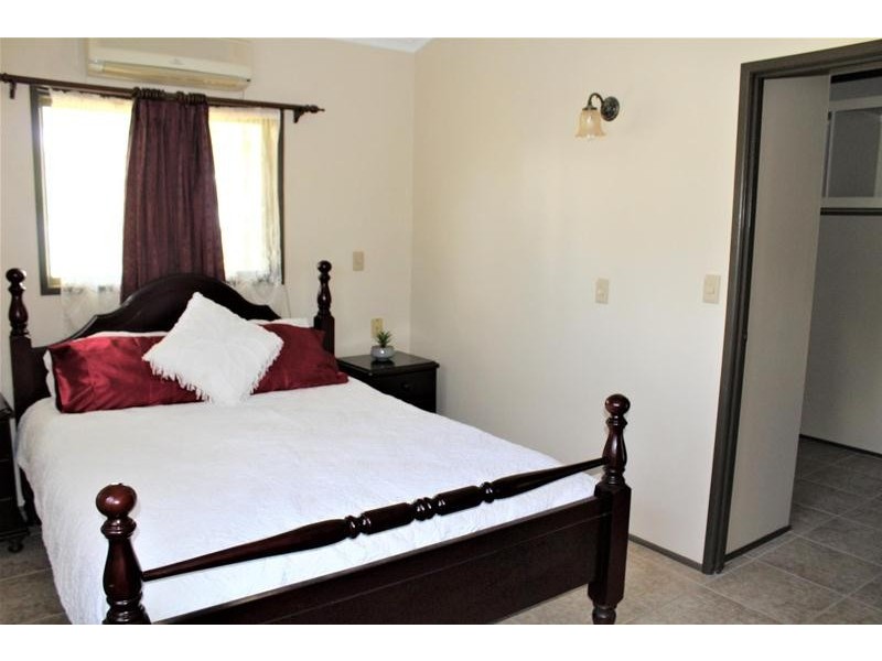 33 Macartney Street, St Lawrence QLD 4707