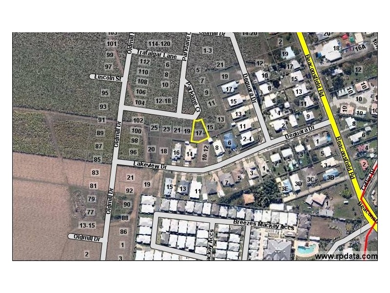 17 Parklane Crescent, Beaconsfield QLD 4740