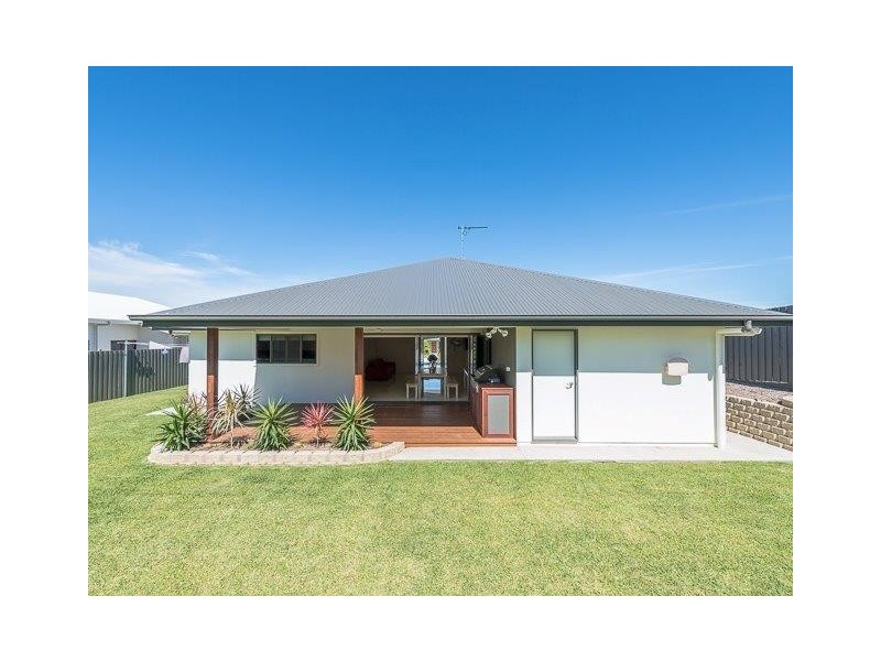 8 Oakview Street, Richmond QLD 4740