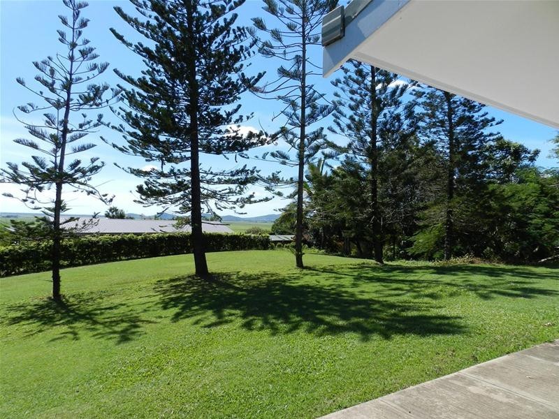 27 Grieshaber Drive, Sarina QLD 4737