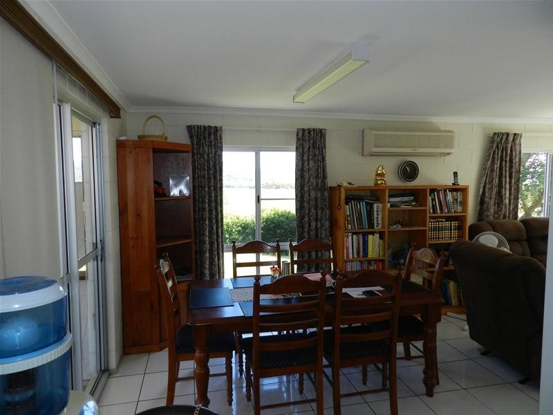 27 Grieshaber Drive, Sarina QLD 4737