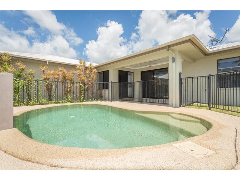 8 Millenium Drive, Sarina QLD 4737