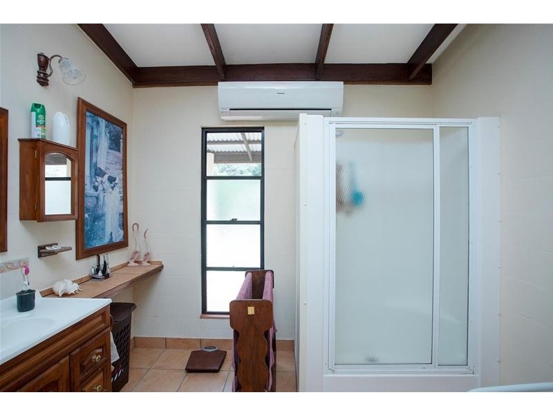 673 Middle Creek Road, Sarina QLD 4737