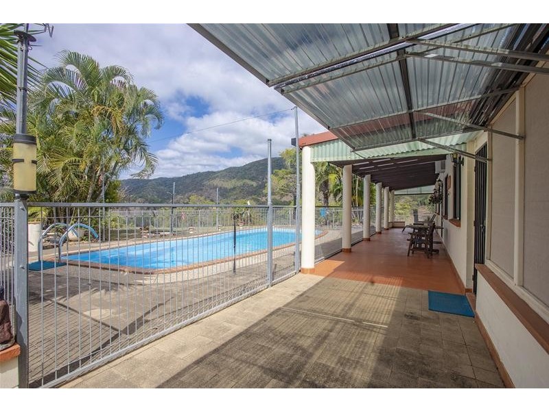 673 Middle Creek Road, Sarina QLD 4737