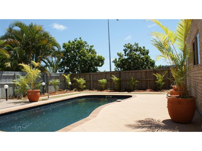 9 Victor Avenue, Glenella QLD 4740