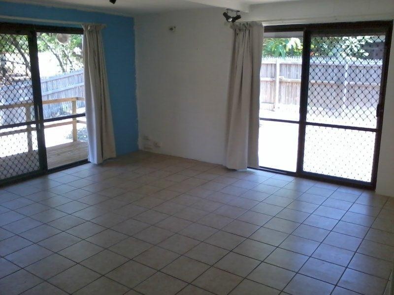 17 Coral Drive, Blacks Beach QLD 4740