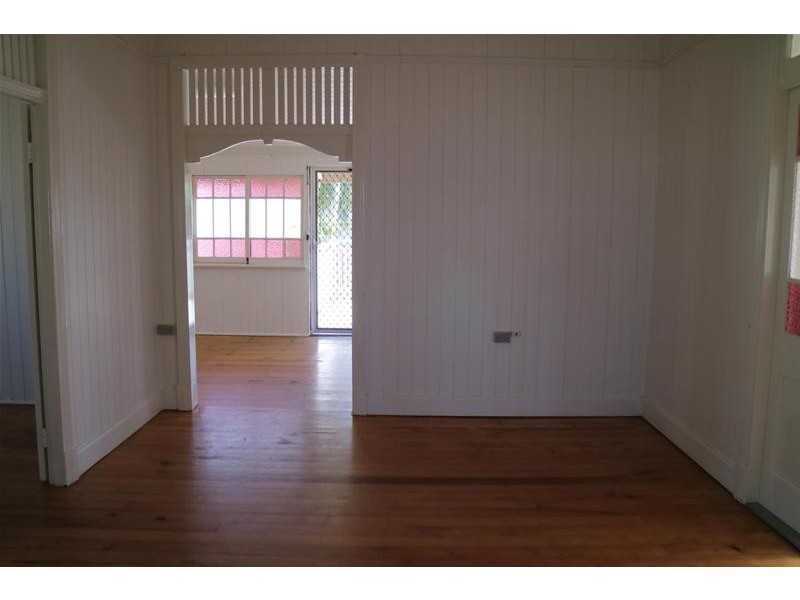 97 Shakespeare Street, Mackay QLD 4740