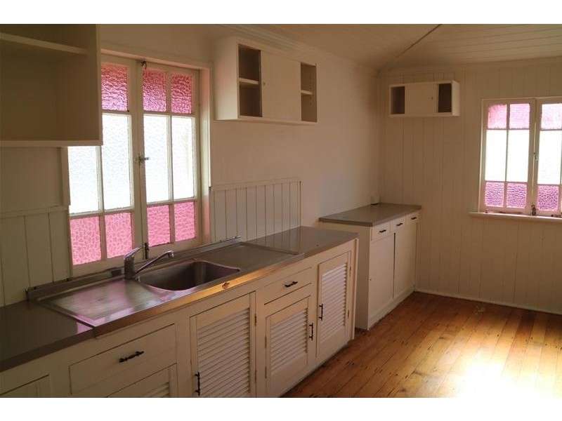 97 Shakespeare Street, Mackay QLD 4740