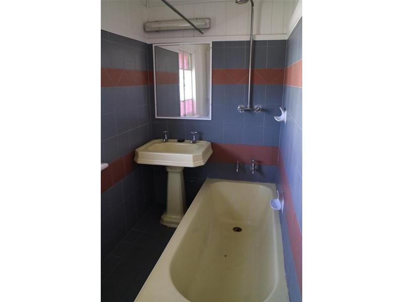 97 Shakespeare Street, Mackay QLD 4740