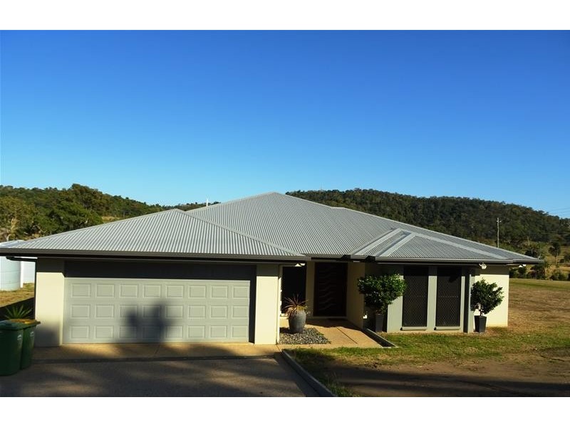 26 Moonlight Drive, Sarina QLD 4737