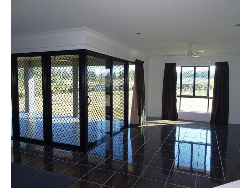 26 Moonlight Drive, Sarina QLD 4737