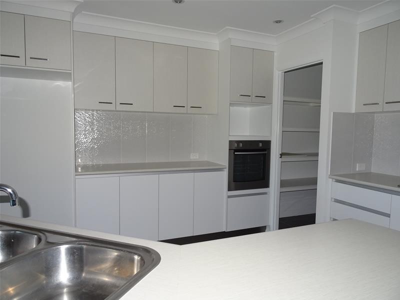 26 Moonlight Drive, Sarina QLD 4737