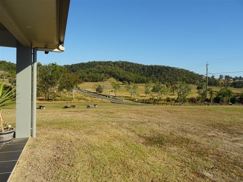 26 Moonlight Drive, Sarina QLD 4737