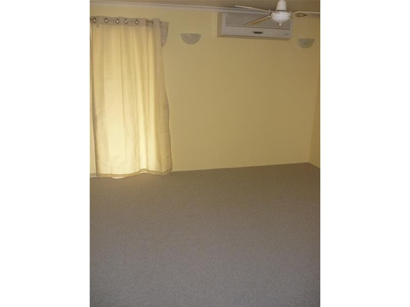 20 Ware Avenue, Sarina QLD 4737