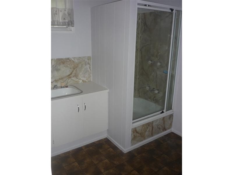 20 Ware Avenue, Sarina QLD 4737