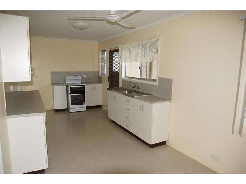 6 Kathleen Street, Sarina QLD 4737