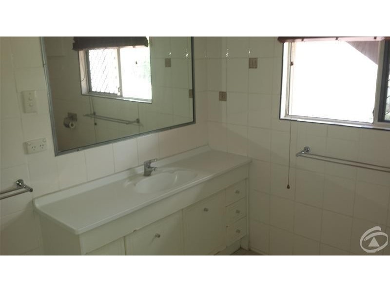 75 Zelma Street, Grasstree Beach QLD 4740