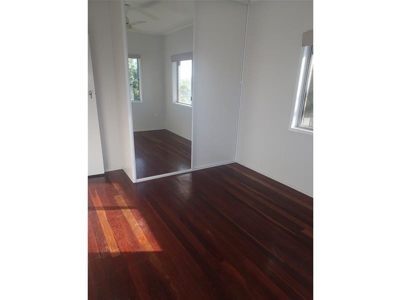 39 Rasmussen Avenue, Hay Point QLD 4740