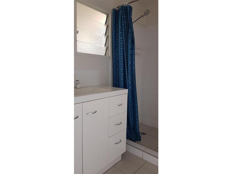 5 Brewers Road, Sarina QLD 4737