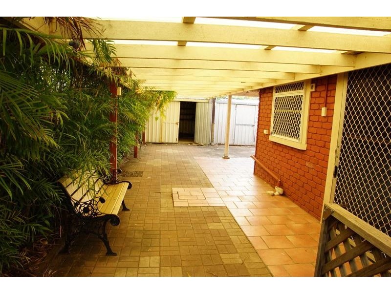 75 Zelma Street, Grasstree Beach QLD 4740