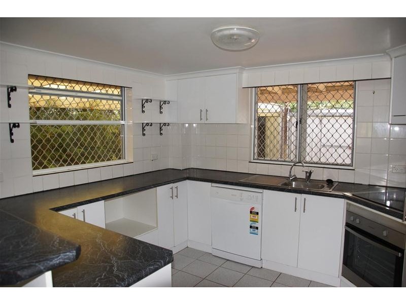 75 Zelma Street, Grasstree Beach QLD 4740